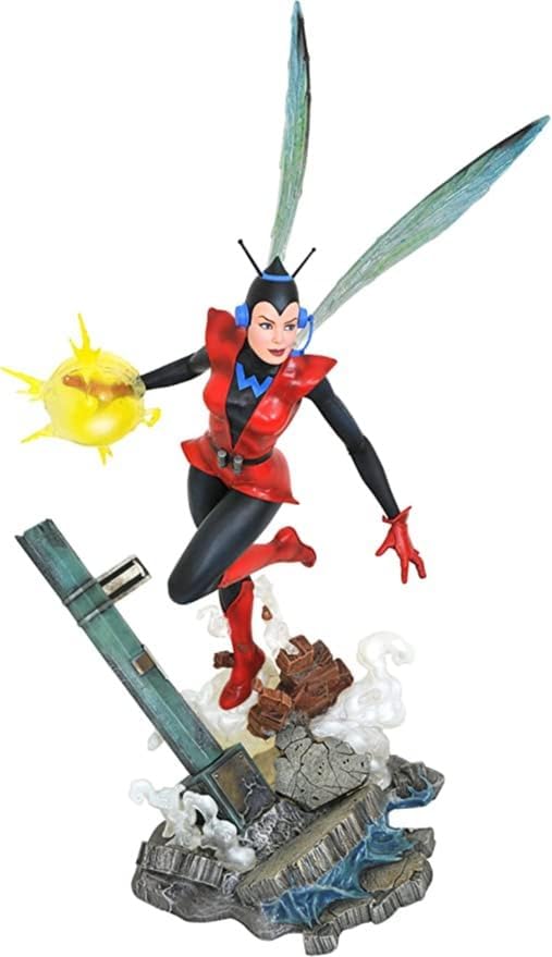 Diamond Select - Marvel Gallery Comic Wasp PVC Statue, MAY212113