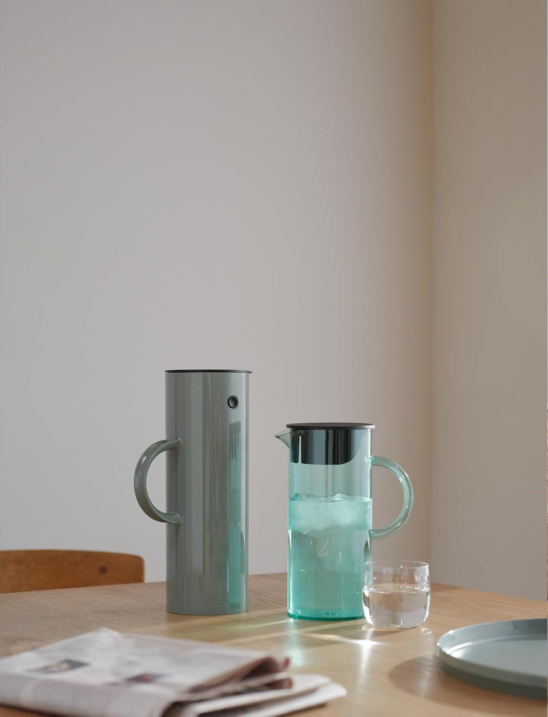 Stelton Isolierkanne EM77 - Doppelwandige Isolierkanne für heisse/kalte Getränke - Tee- & Kaffeekann