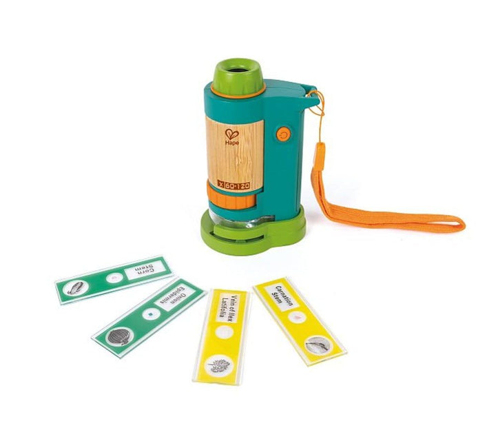 Hape Nature Fun Tragbares Mikroskop zum Entdecken aus Bambus und pflanzlichem Kunststoff, mit Licht