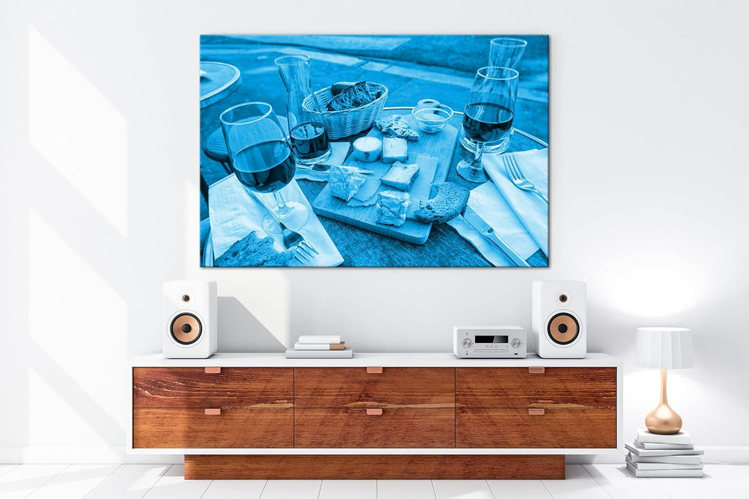 deyoli appetitliches Wein und Käse Buffet Format 80x60 Effekt: Monocrome Blau als Leinwandbild, Moti