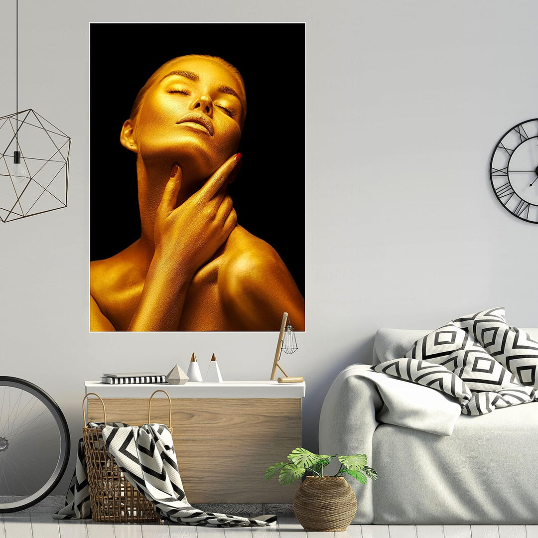 wandmotiv24 Poster als Wanddeko, Grösse 100x70cm, Gold Collection, Frau in Gold, rote Nägel, Edel, G