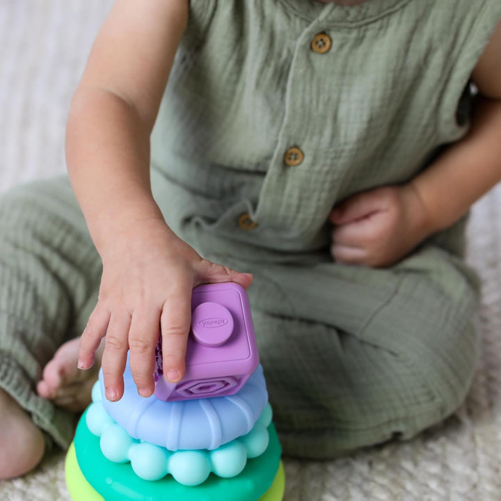 INFANTINO - Set de juegos Apilables - Anillos y Cubos para Apilar - Juguetes Sensoriales Educativos