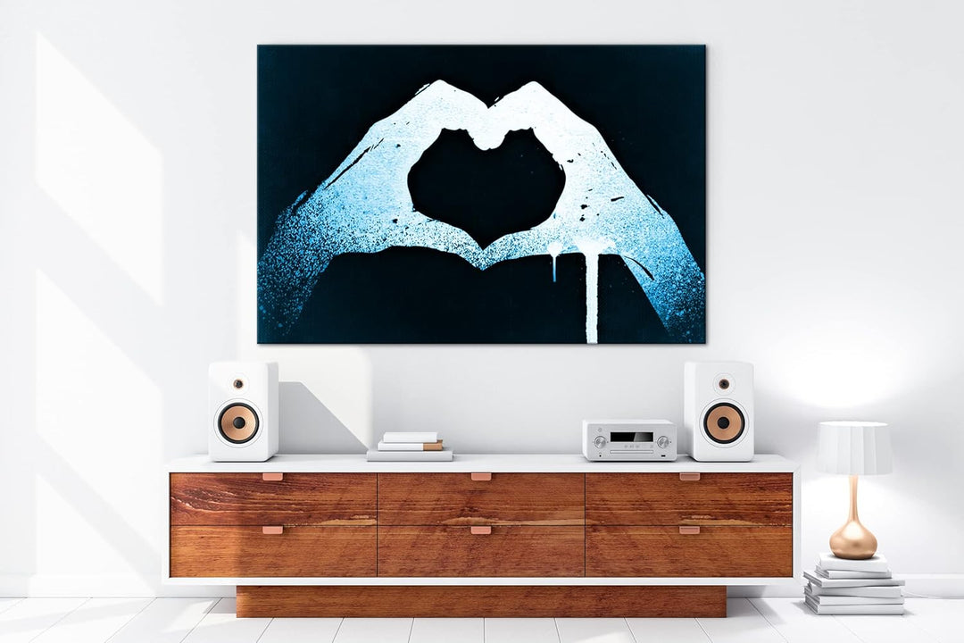 deyoli Zeichnung zwei Hände formen ein Herz Format 80x60 Effekt: Monocrome Blau als Leinwandbild, Mo