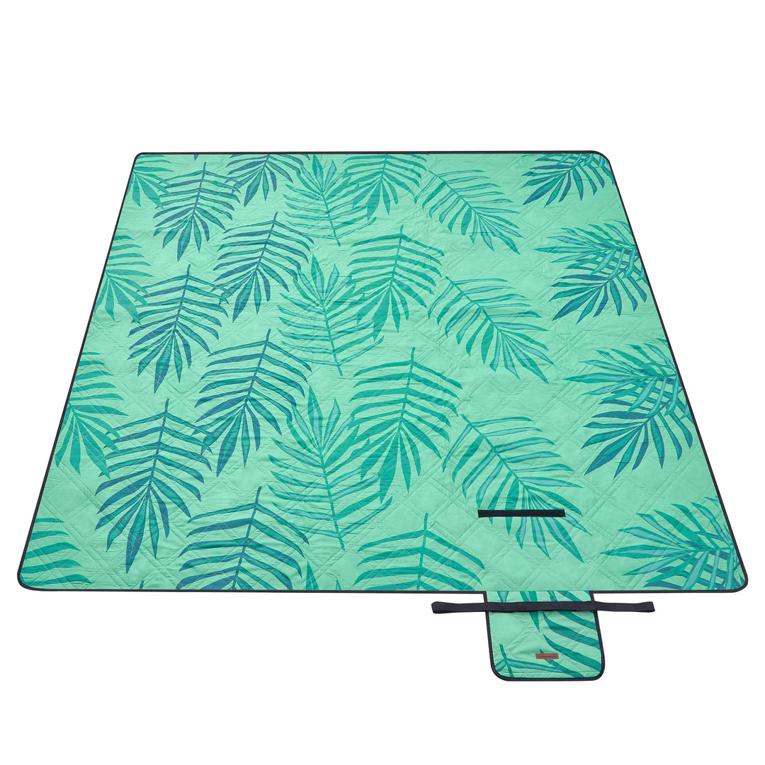 SONGMICS Picknickdecke, 200 x 200 cm, grosser Teppich, für Camping, Park, Garten, Strand, wasserabwe