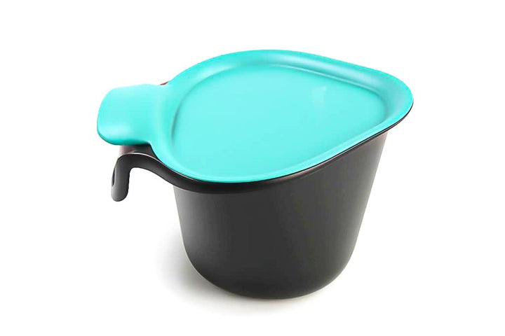 Tupperware Küchenhelfer Tischmüll Adretto 2,5 L schwarz-türkis Bio Alles in Reinen
