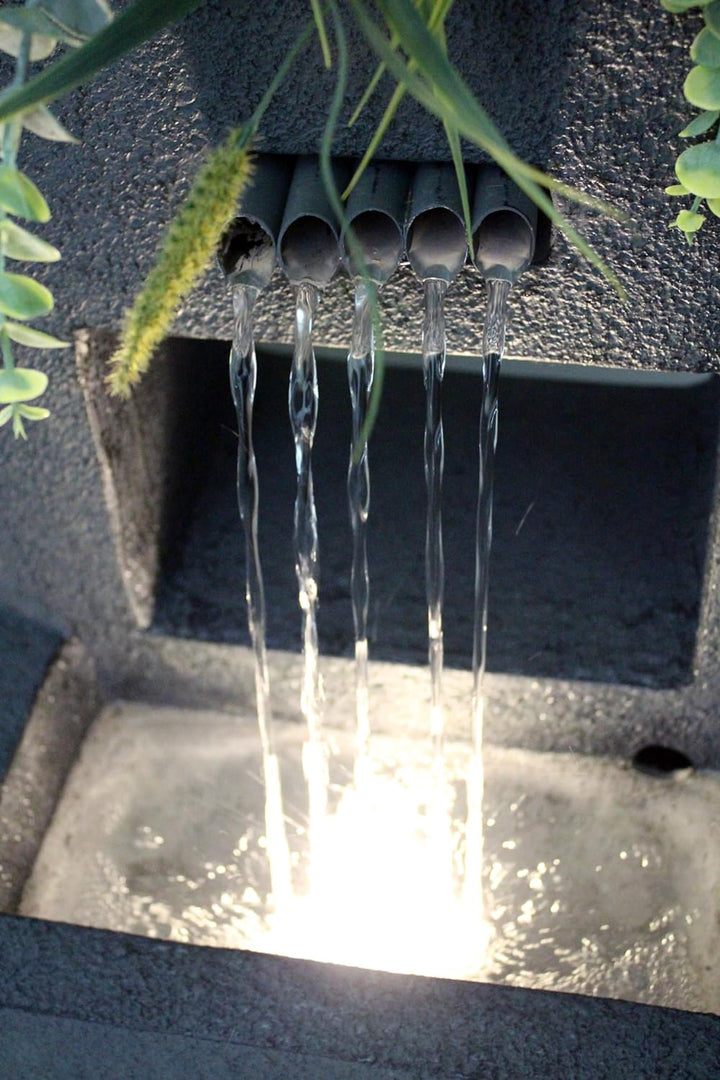 Gartenbrunnen mit Beleuchtung bepflanzbar Betonoptik 57 cm Springbrunnen Wasserspiel warmweiss Kaska