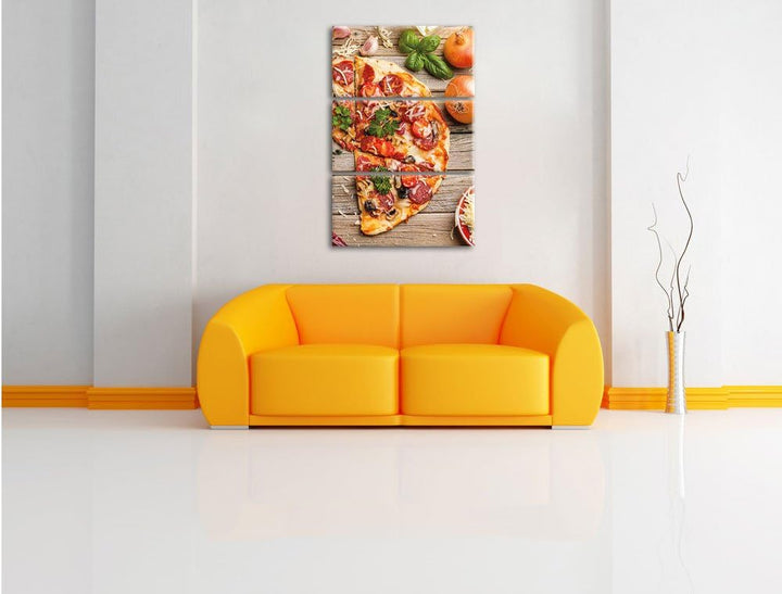 Pixxprint Pizza Italia auf Holztisch als Leinwandbild/Grösse: 3 Teilig (120x80) cm/Wandbild/Kunstdru