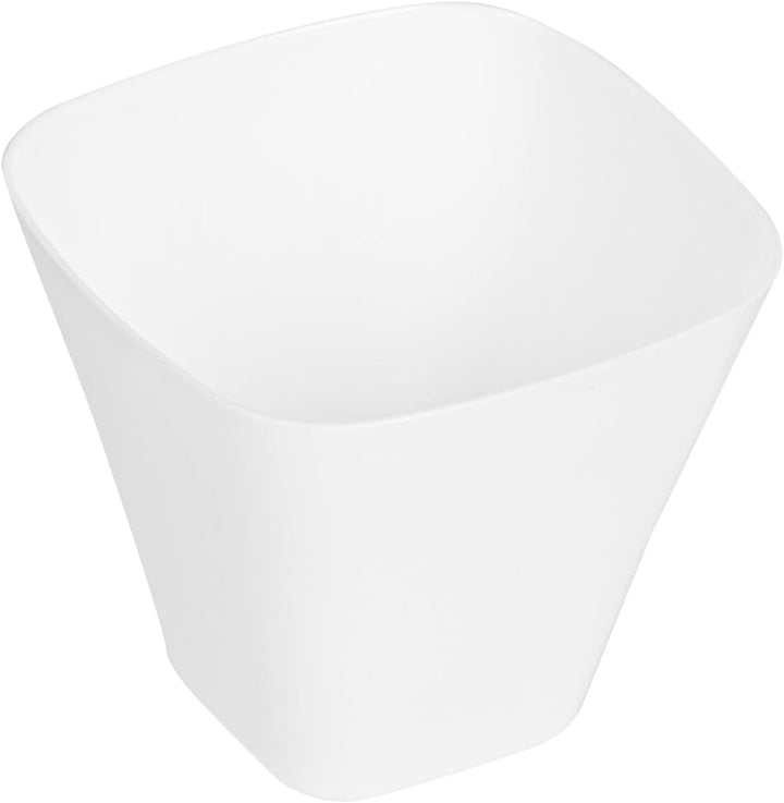 Restaurantware 4 oz Square White Plastic Bellissima Tasting Cup - 2 1/2" x 2 1/2" x 2 1/4" - 100 cou