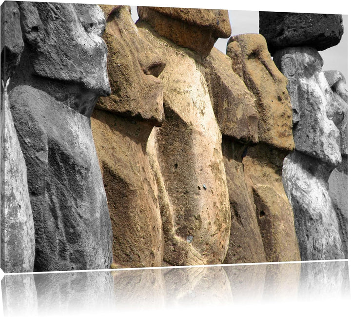 Moai Statuen Detailansicht schwarz/weiss Format: 100x70 auf Leinwand, XXL riesige Bilder fertig gera