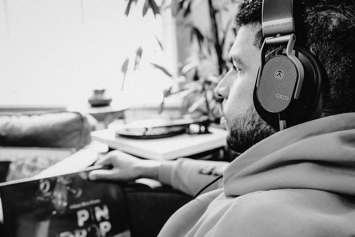 Austrian Audio Hi-X65 Kopfhörer, ohrumschliessende Headphones (hoher Komfort durch spezielle Memory-