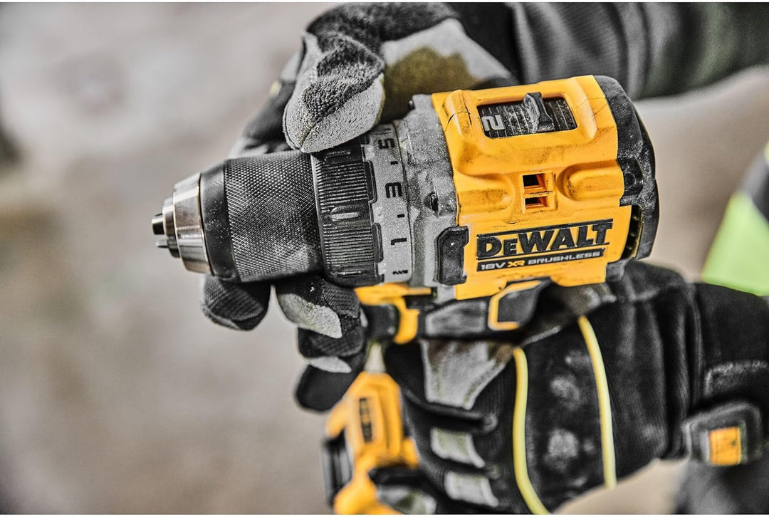 Dewalt 18 Volt 2-Gang Akku Bohrschrauber DCD800NT (kraftvolles 2-Gang Vollmetall-Getriebe, bürstenlo