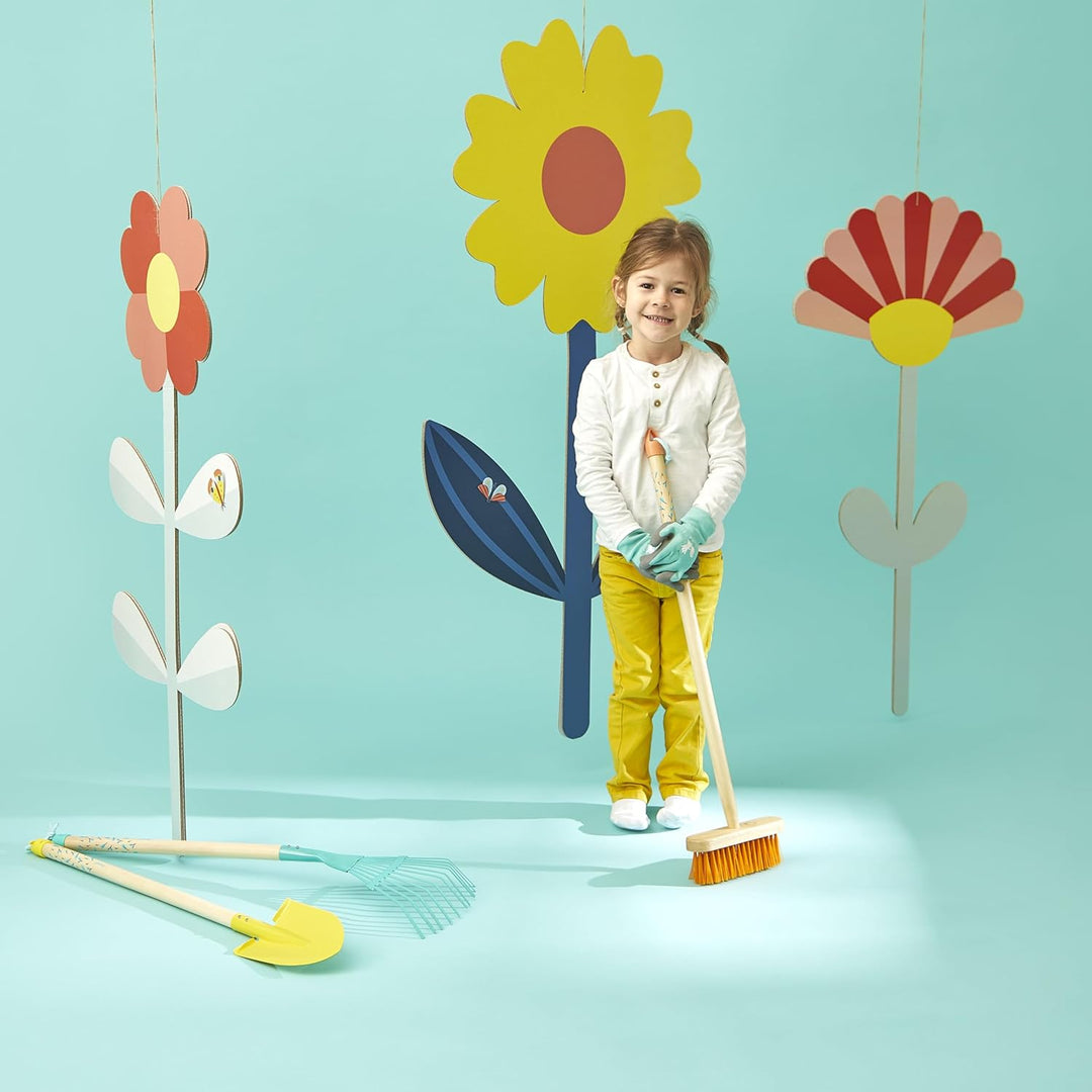 Janod - From 3 years old - Happy Garden - Large Plastic and Wooden Broom - Imitation Toy - J03189, B