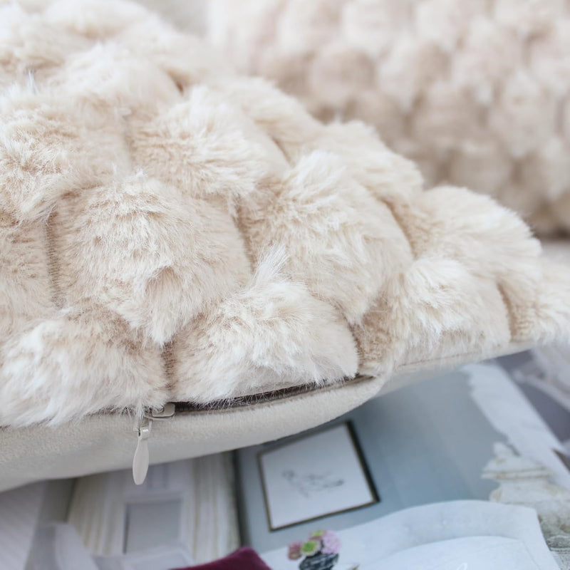 NIULAA Flauschig Kissenbezug 45x45 Beige 2er Set Plüsch Deko Kissenbezüge Weich Gestreift Kissenhüll
