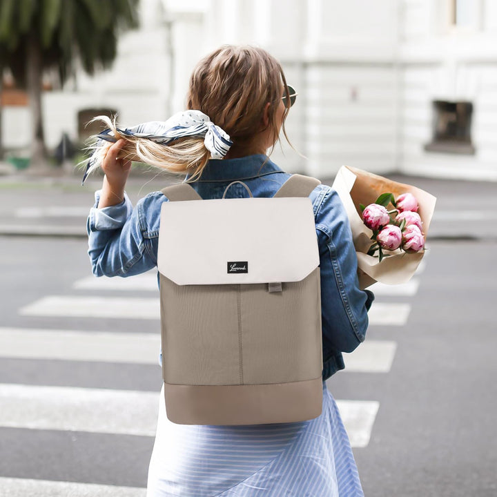 LOVEVOOK Rucksack Damen, Gross Wasserdichter Laptop Daypack Reiserucksack Arbeitstasche Elegant mit