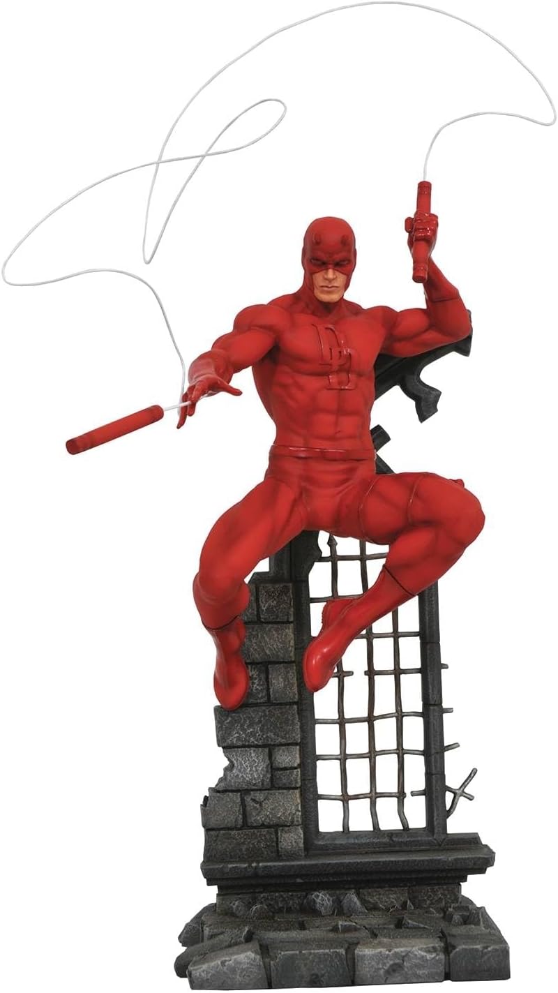 Marvel JUN172633 Daredevil Diorama Statue 28Cm