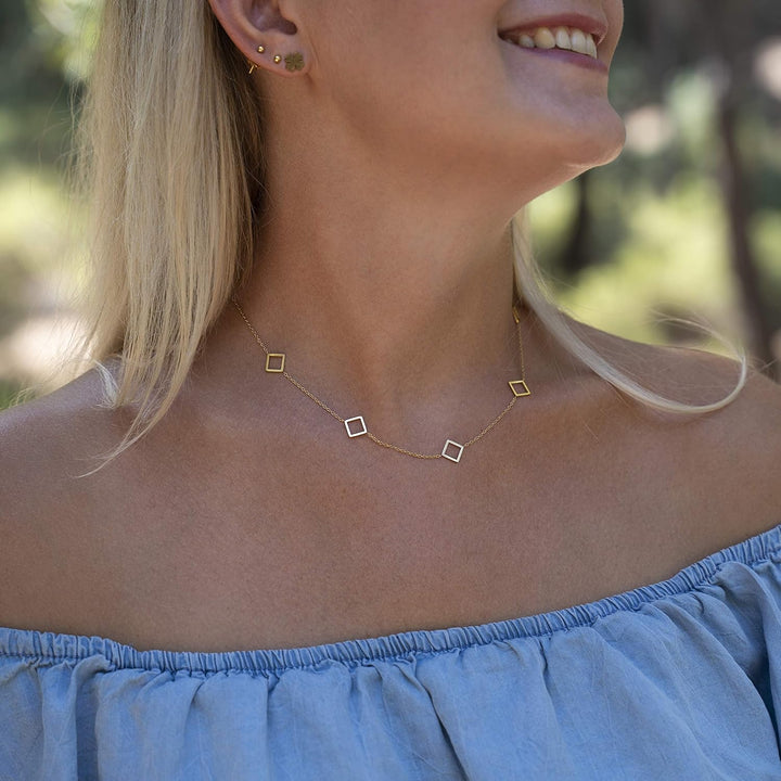 BAFFOS® Halskette für Frauen - Stanz Raute Plättchen Kette Damen aus widerstandsfähigem Edelstahl in