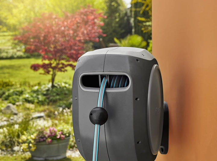 Gardena 8055 30 m ausziehbare Aufroller mit Schlauchführung, Fuss grau 100 ft mit extra Schlauchführ