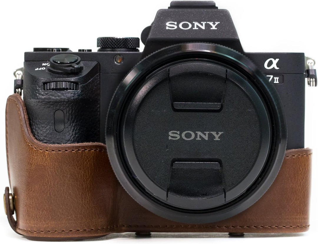 MegaGear Sony Alpha A7S II, A7R II, A7 II (28-70mm) Ever Ready Leder Kamera-Case mit Trageriemen und
