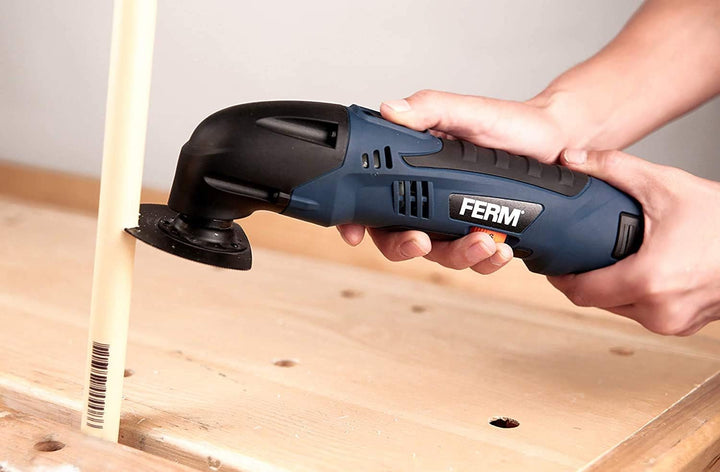 FERM Li-Ion Akku-Multitool - Multifunktionswerkzeug - Oszillationswerkzeug - 12V/1.5Ah - Mit 8 Zubeh