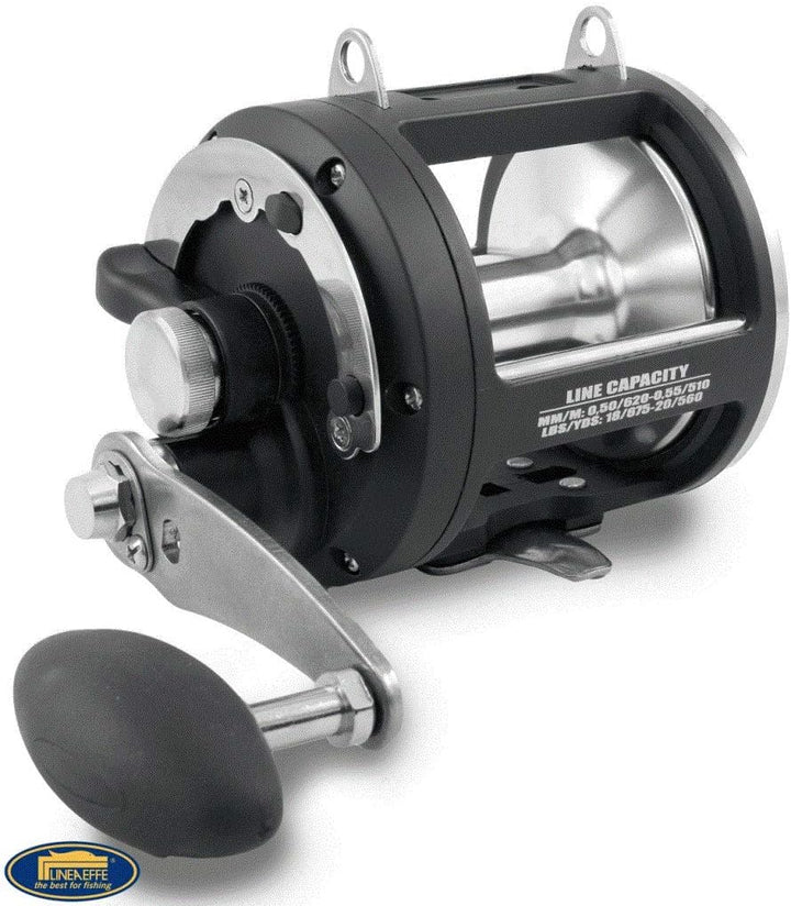 Lineaeffe Angelrolle Rapid Lever Drag 4000 Schleppfischen im Meer von dem Boot Big Game Drifting