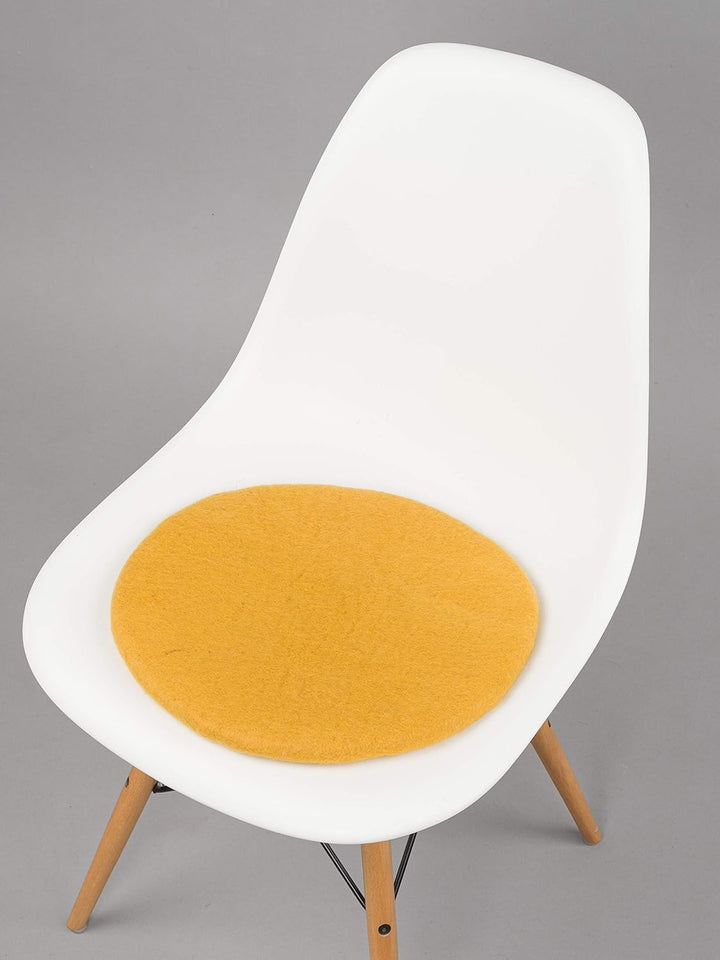 myfelt Flache Filz Sitzauflage, Filz Stuhlauflage - Klara - rund, Ø 36 cm, Senfgelb, Senfgelb