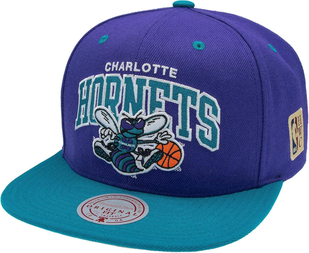 Mitchell & Ness Team Arch Basecap mit Snapback Verschluss - NBA/Hardwood Classics Einheitsgrösse Cha
