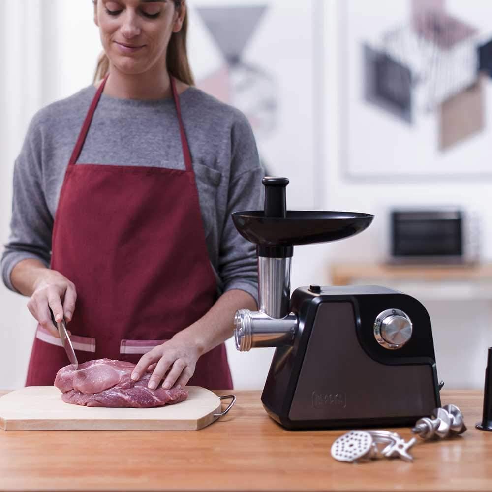 Black+Decker | Fleischwolf | BXMMA1000E | 1000W Leistung | Edelstahl | Aufsatz für Tomatensauce, spe