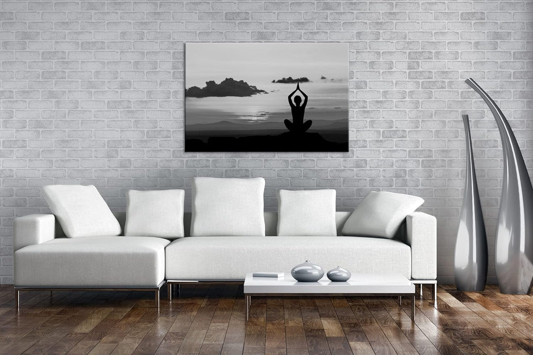 deyoli Yoga Meditation am Meer Format: 80x60 Effekt: Schwarz&amp;Weiss als Leinwandbild, Motiv fertig ge