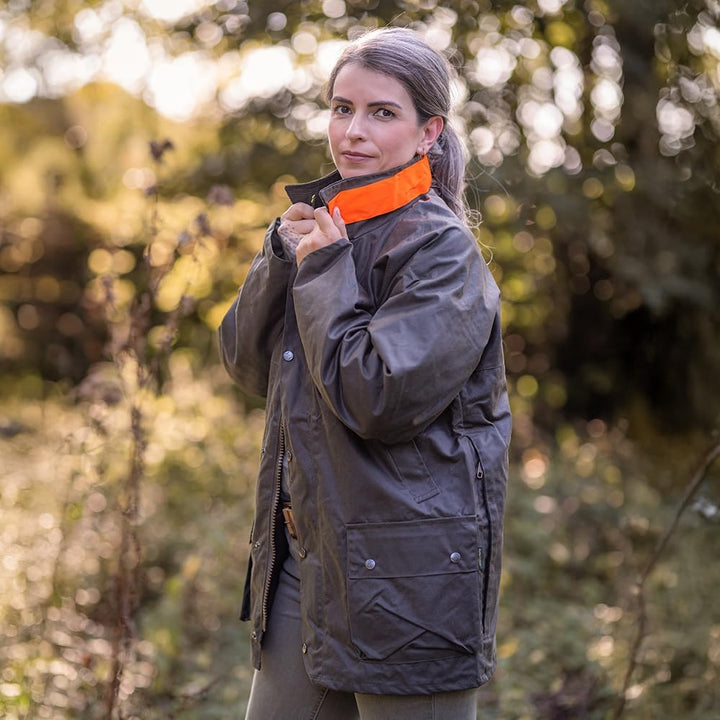Romneys Wachsjacke New England Jager | Robuste wind- und wasserdichte Regenjacke | Für Jäger mit Has