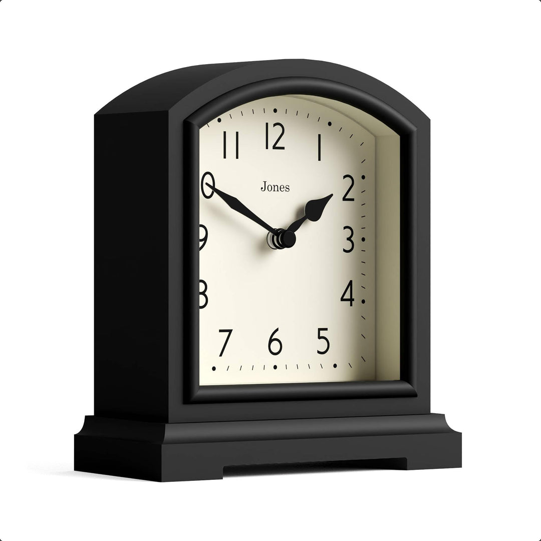 JONES CLOCKS® Tavern Kaminuhr | Modernes Bogenoberdesign | Schwarz | Zeitgenössischer klassischer St