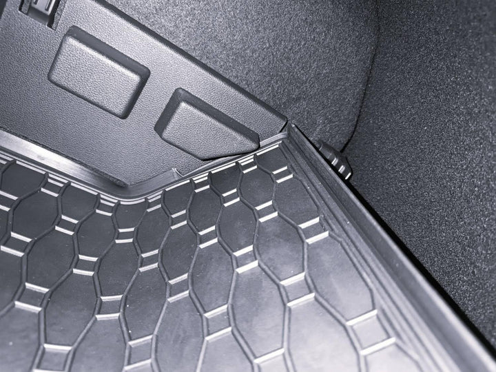 Gummi Kofferraummatte passend für Dacia Bigster ab 2025 AZUGA AZ31100259 Kofferraumwanne