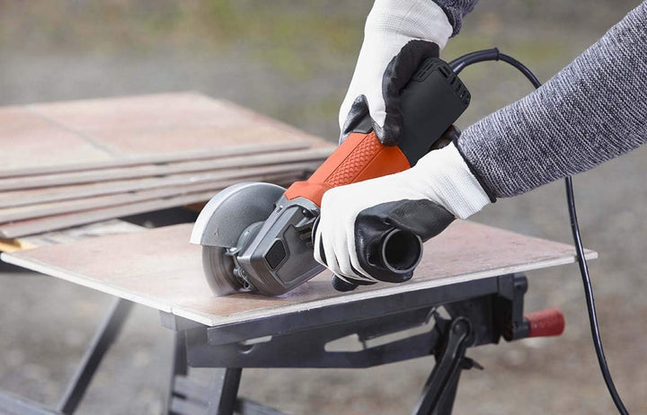 Black+Decker Winkelschleifer BEG110 (750 Watt, 115 mm, Scheiben-ø, mit 3-Positionen-Zusatzhandgriff,