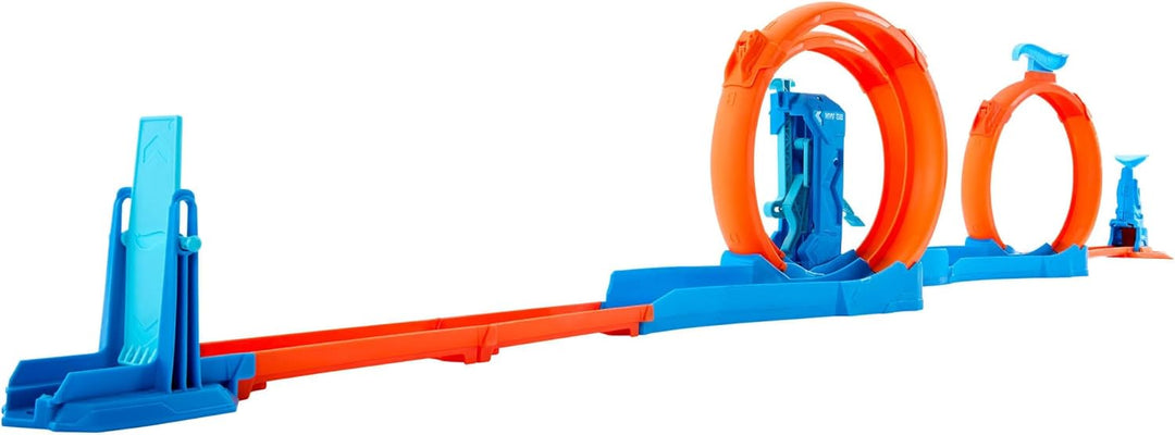Hot Wheels Spielzeugauto-Trackset, Dreifach-Looping-Pack und Fahrzeug im Massstab 1:64, Track-Bautei