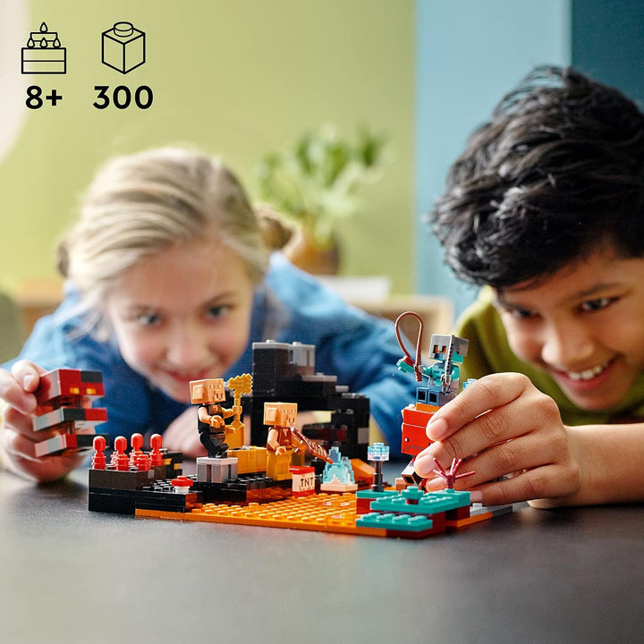 LEGO Minecraft The Nether Bastion Set 21185 Battle Action Toy mit Mafia Piglin Brute & Strider Figur