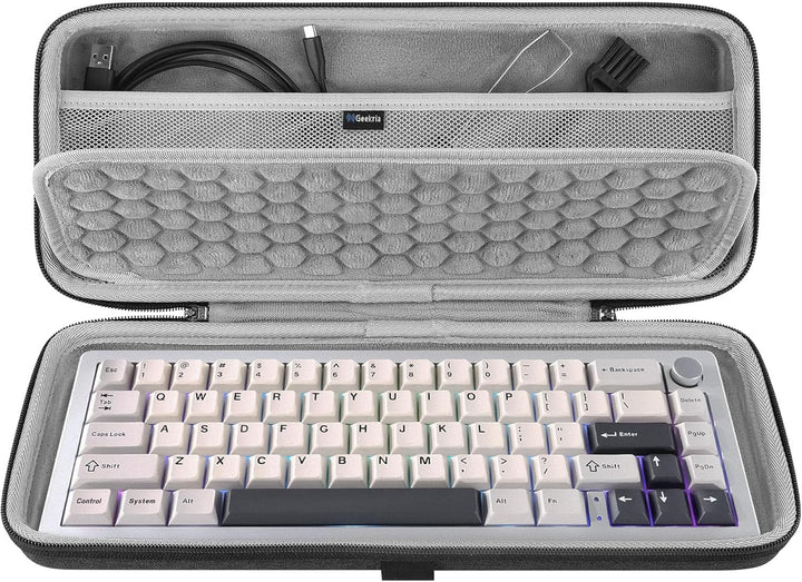 Geekria 65 % kompakte Tastaturhülle, Hartschalen-Reisetasche für 68 Tasten, kompakte Tastatur, kompa