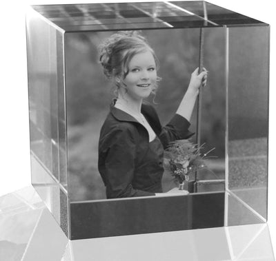 VIP-LASER 2D Gravur Glas Kristall Würfel mit dem Foto Deiner Freundin. Dein Wunschfoto für die Ewigk