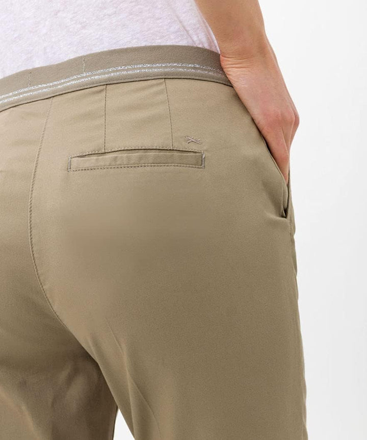 BRAX Damen Style Maron verkürzte Form sportlich-Elegante City Hose, Vintage Khaki
