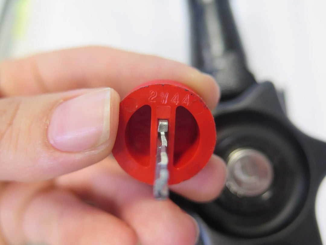 Westfalia 942001513265 Ersatzschlüssel Nummer 65 für die abnehmbare Anhängerkupplung (VPE: 2 Stück)