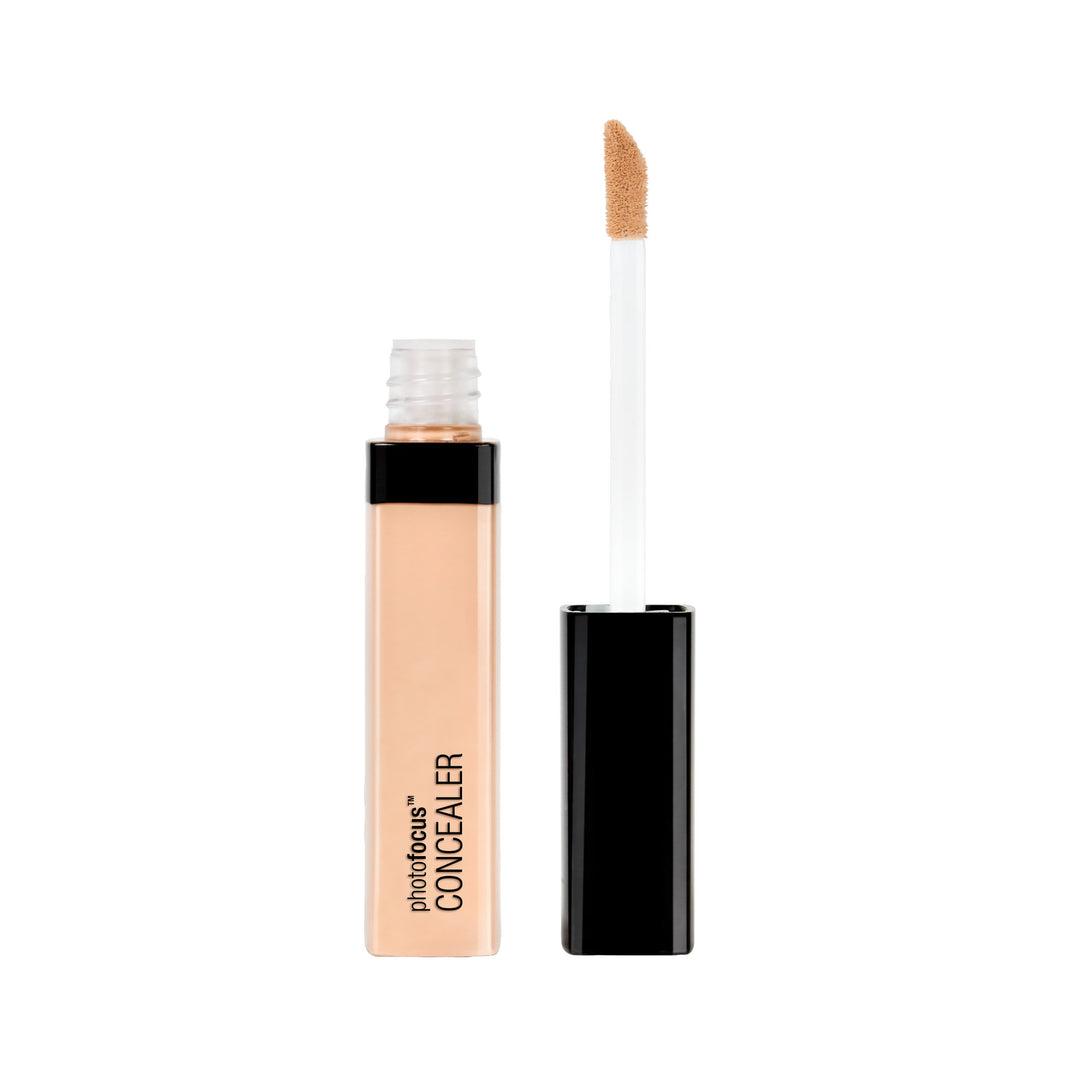 Wet n Wild, Photo Focus Concealer, Hochdeckender Concealer mit Complex-Light-Adjustment für einen Ef