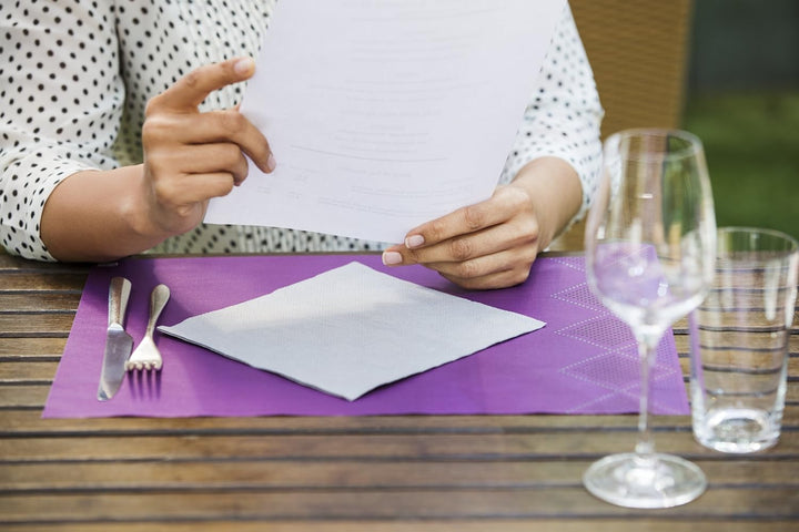 Tork 477871 Soft Lunchservietten Hellblau / 3lagige, saugfähige Papierservietten in Blau / Vielfälti
