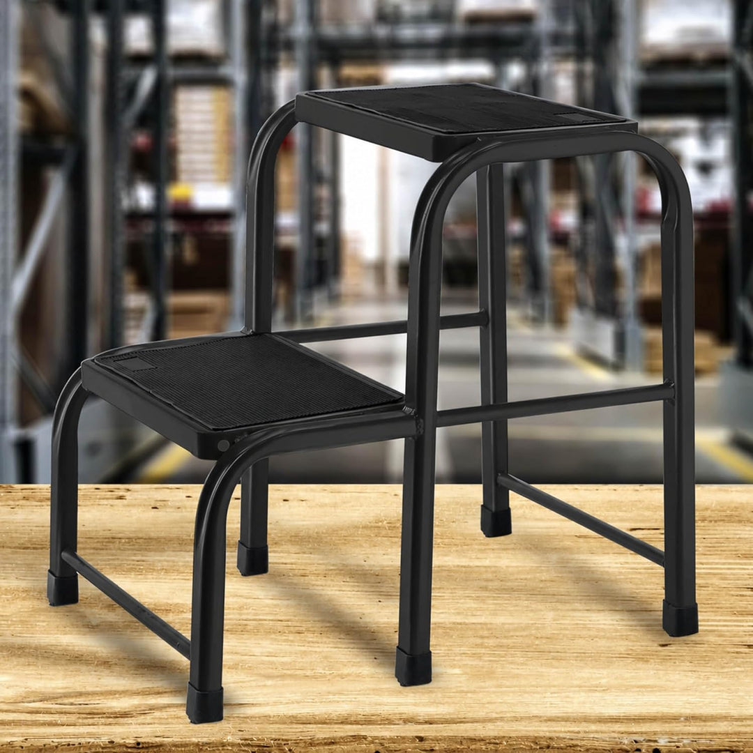 KADAX Tritthocker 2-stufig aus Aluminium, rutschfeste Stufen, stabil bis 150 kg, Klapptritt/Haushalt