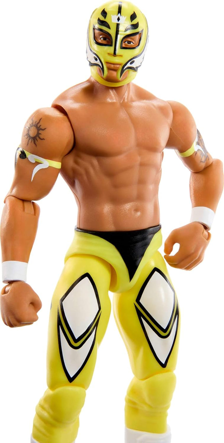 Mattel WWE Actionfigur, 15,2 cm grosses Sammlerstück Rey Mysterio mit 10 Artikulationspunkten & lebe