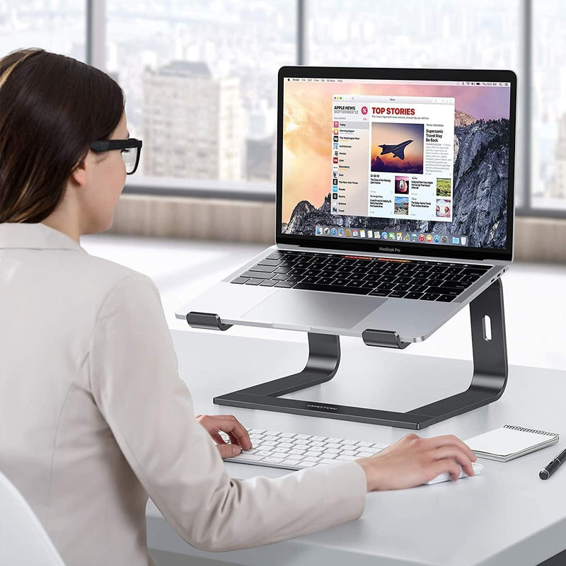 OMOTON Aluminium Laptop Ständer, Notebook Ständer mit Belüftung, Universal PC Riser Ergonomisch Lapt