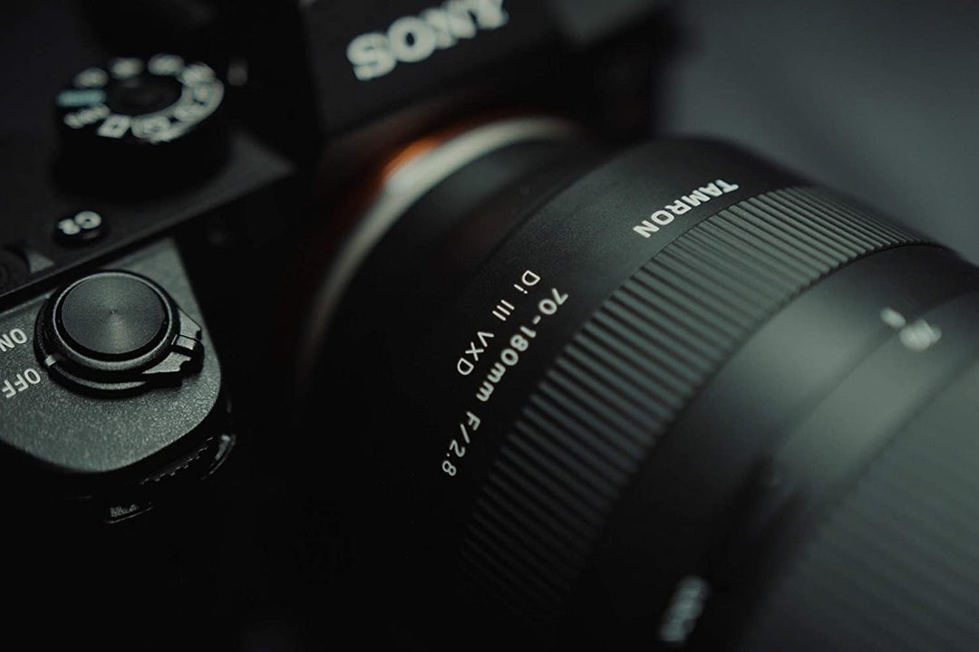 Tamron 70-180 mm F/2.8 Di III VXD -für Sony E-Mount Single, Single