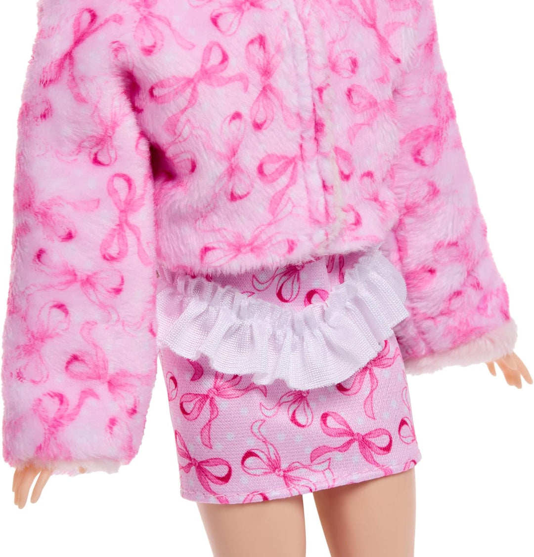Barbie Cutie Reveal Puppe und Zubehör, Lamm der Cuddly-Reihe mit 10 Überraschungen, inklusive Farbwe