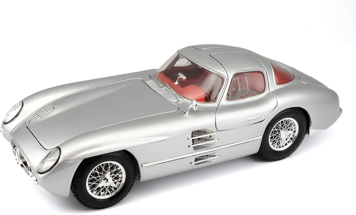 Maisto Mercedes 300SLR Coupé Uhlenhaut, Modellauto mit Federung, Massstab 1:18, Türen und Motorhaube