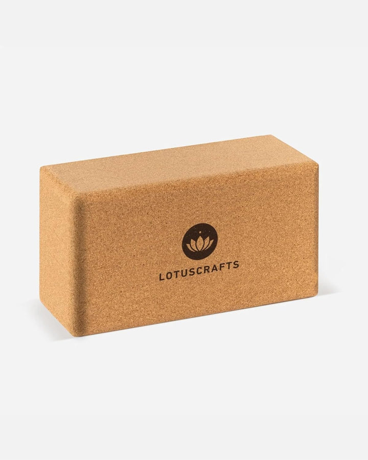 Lotuscrafts Yogablock 100% Kork | Supra Grip beim Yoga & Dehnen | Yoga Block für Anfänger und Fortge