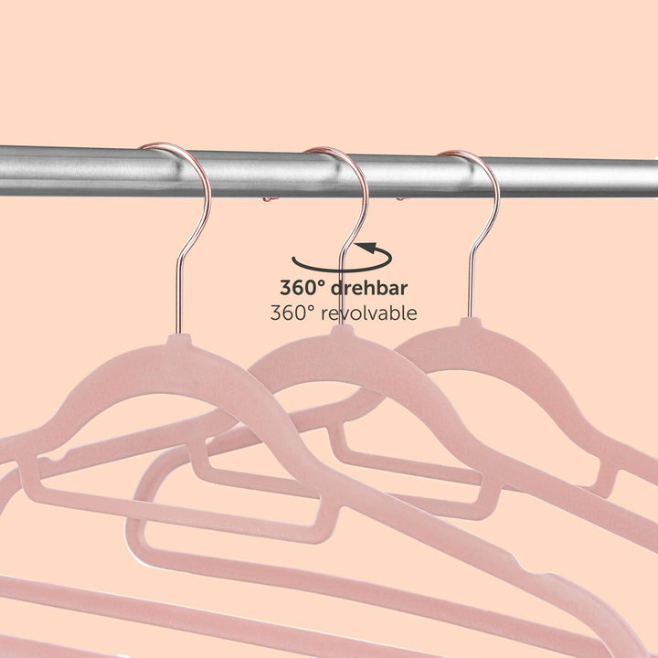 Blumtal Kleiderbügel 30 Stück - Samtbezug, 360° drehbar und belastbar - Platzsparend und rutschfest