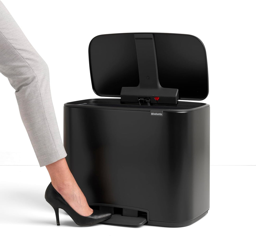 Brabantia Bo Treteimer 36 L Abfalleimer, Metall, Matt schwarz, 54 x 36.5 x 44 cm, 1 Einheiten 1 Inne