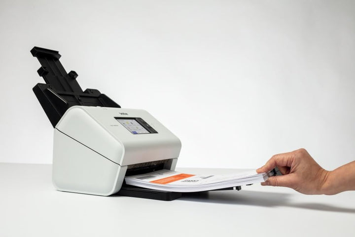 Brother ADS-4900W, Professioneller Dokumentenscanner mit USB, LAN und 5GHz WLAN, Duplex Scan, Touchs
